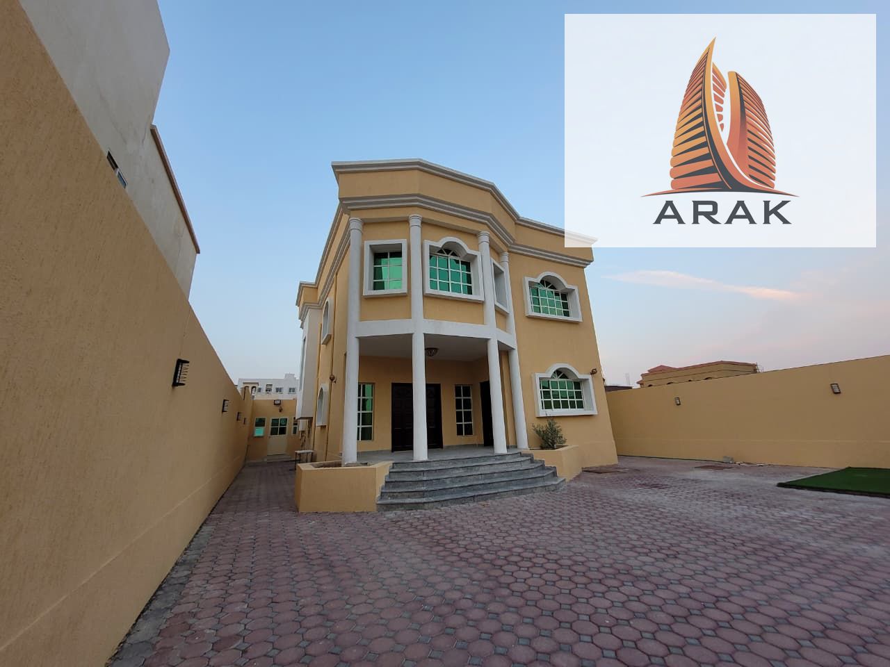 Luxury Villa for Sale in Al Mowaihat 2 – Ajman A rare opportunity to own a spacious and luxurious villa in Al Mowaihat 2,