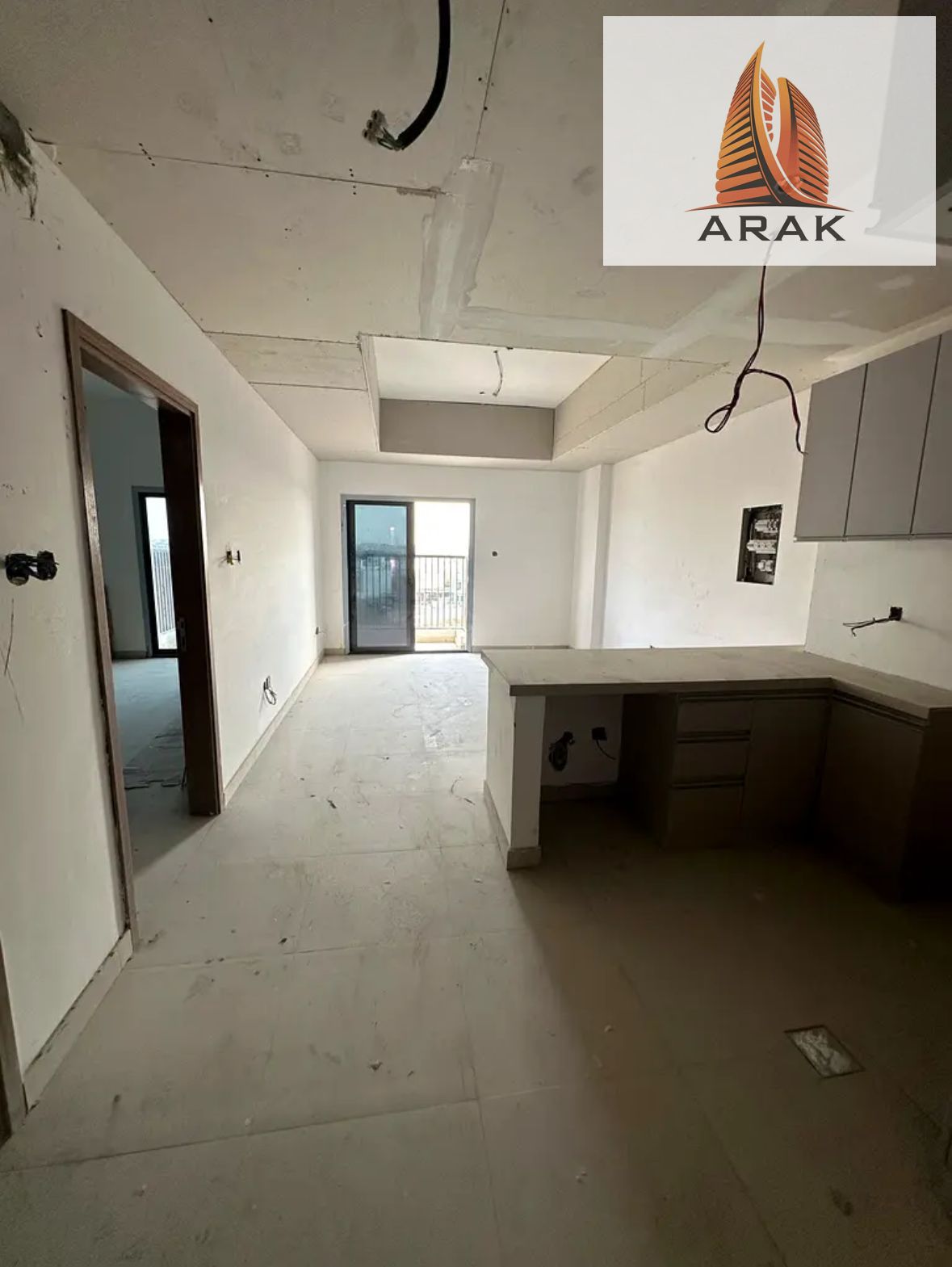 Kentia Residence in Ajman Uptown offers a modern residential opportunity with an open view and a calm environment. The unit is located in Block B on t