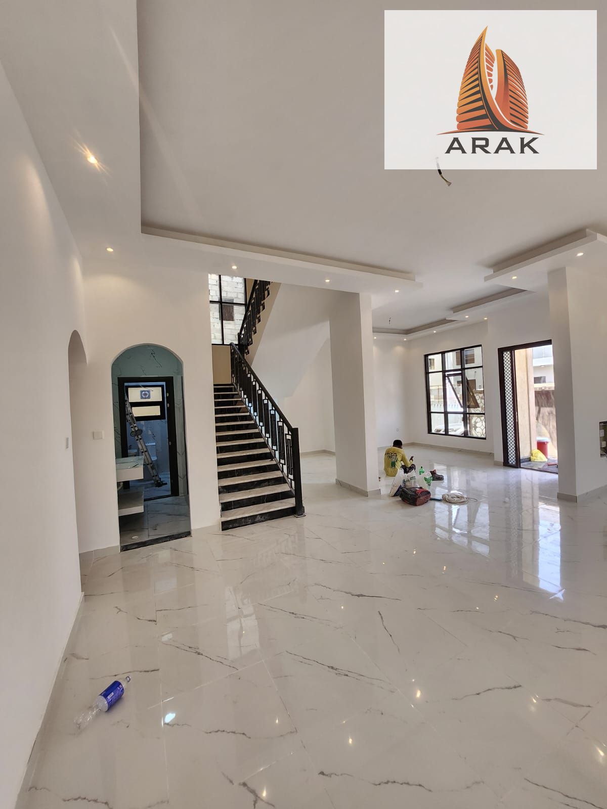 A villa for annual rent in the Al Yasmeen area of Ajman. A prime location directly on Sheikh Mohammed bin Zayed Road.