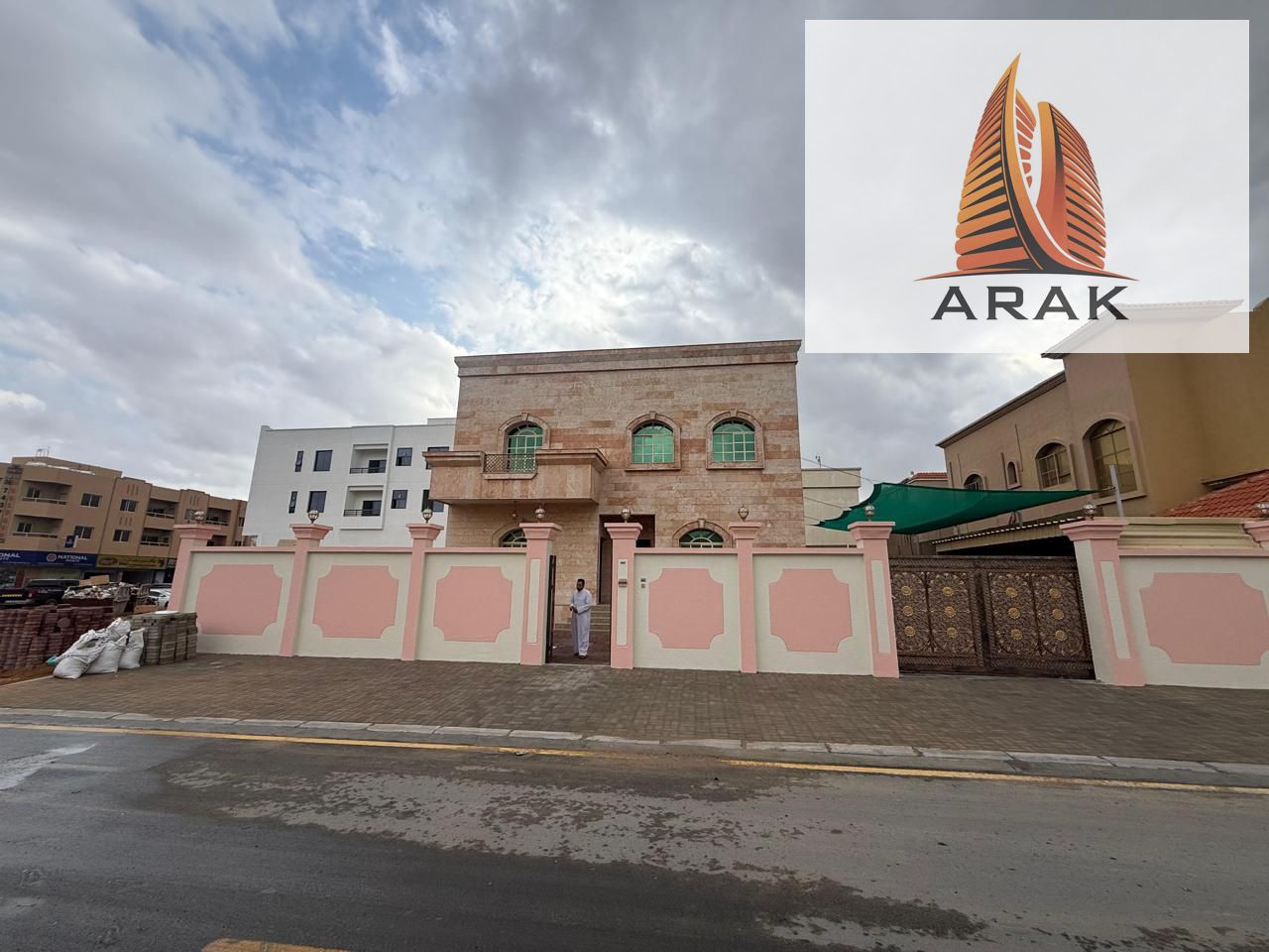 Luxury Villa for Rent in Al Muwaikhat 2