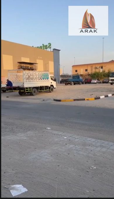 Land for Sale in Ajman – Al Jurf 2 Area We present a remarkable piece of land for sale in the heart of Al Jurf 2, Ajman, offering an ideal opportun