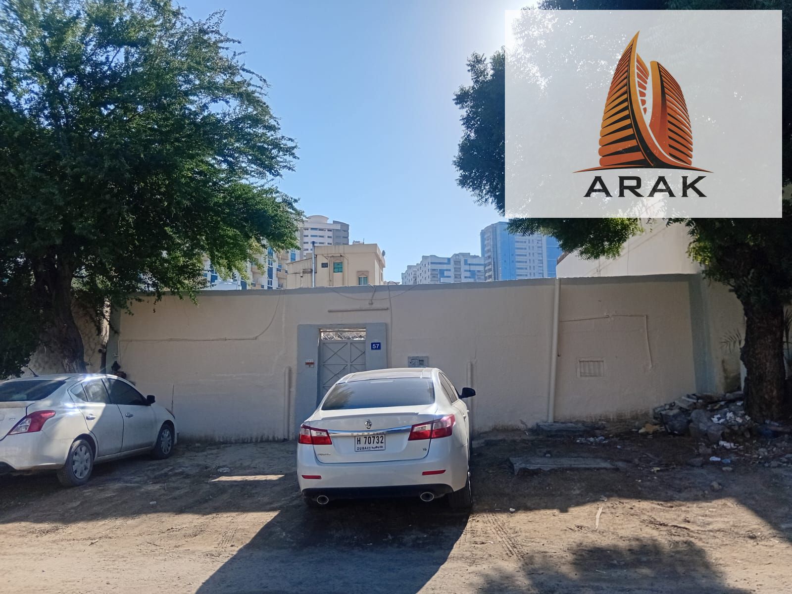 For Sale: Arabic House in Al Rashidiya 3 An excellent investment opportunity to own an Arabic house in a lively and fully serviced location in Al R