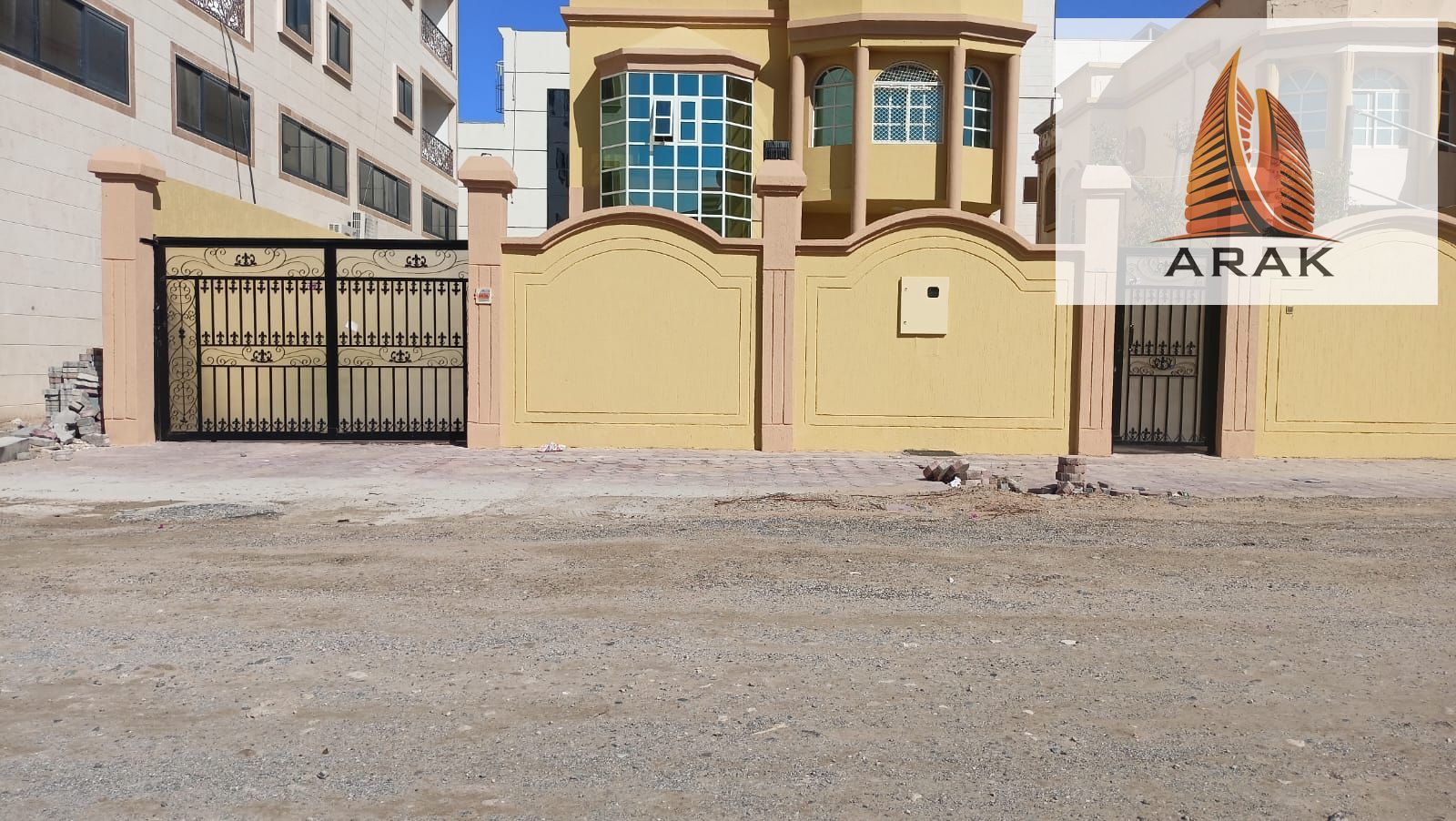 Annual Rent – Villa in Al Muwaihat A fantastic opportunity to rent a spacious villa in Al Muwaihat, ideal for large families. The villa offers comf