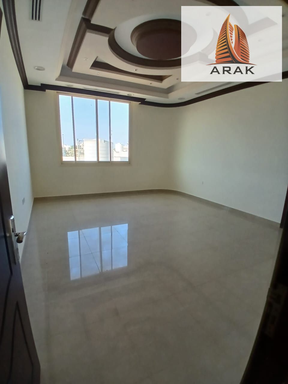 A very distinctive villa for rent in a prime location in Mushairif. Second occupant, with modern finishing and spacious layout, ideal for families see