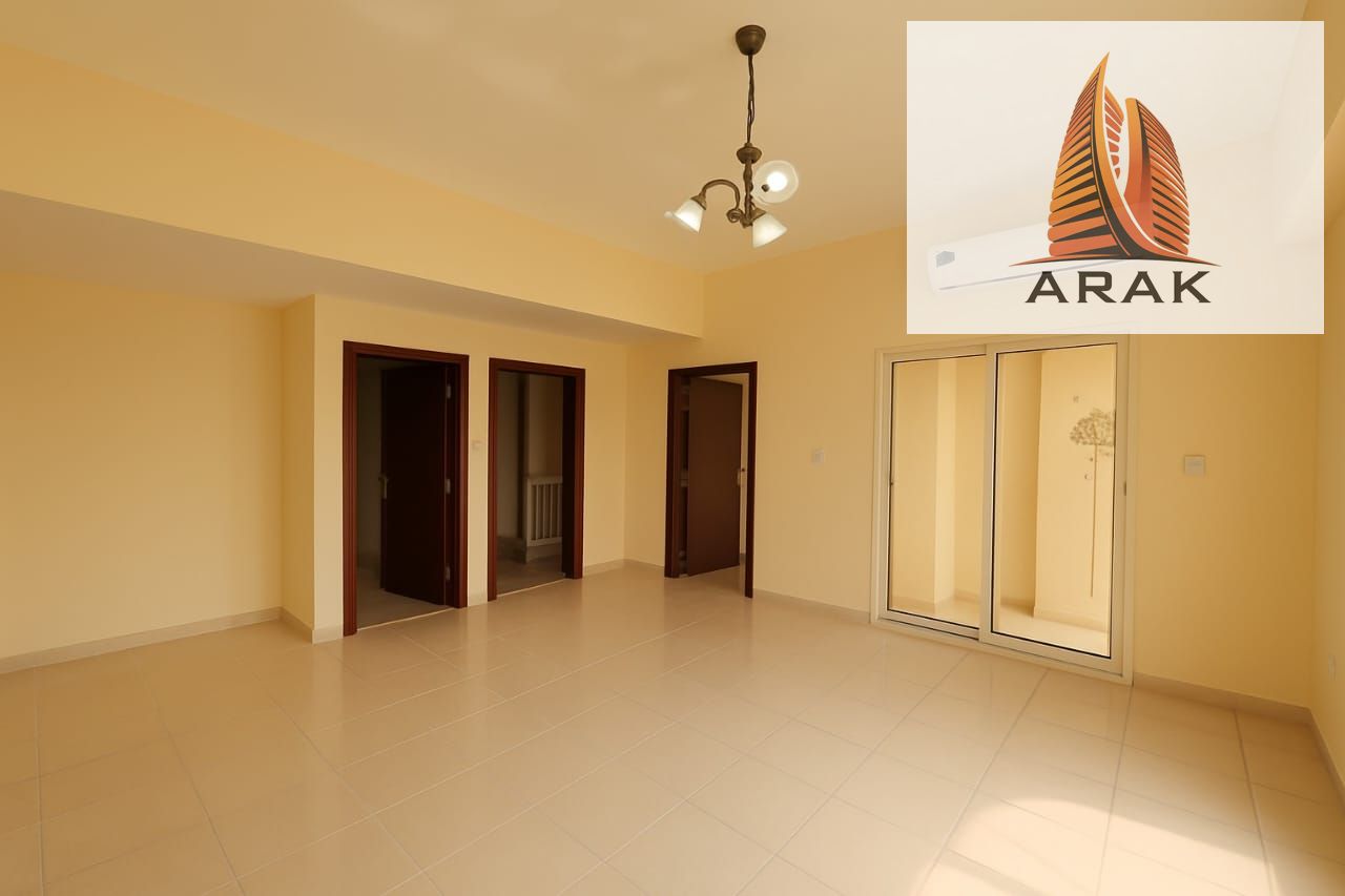 Townhouse for Rent – 1700 Square Feet