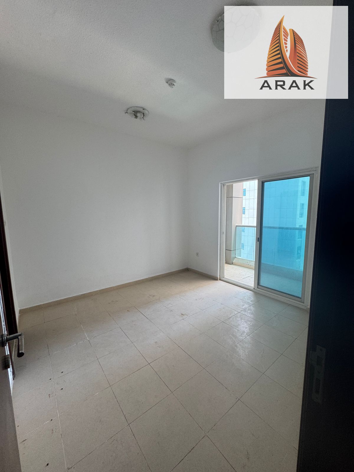 Prime Investment Opportunity – 1-Bedroom Apartment for Sale in City Tower, Ajman