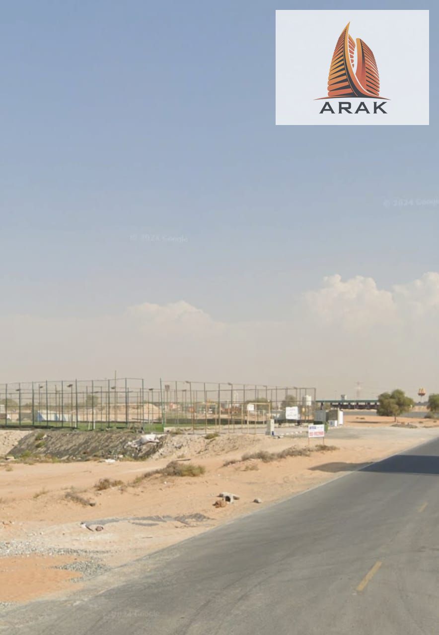 For sale: Residential–commercial land in Al Alia area – Ajman Plot area: 2,755 sq ft Permit: Ground + 3 floors Asking price: AED 1,250,000 (final)