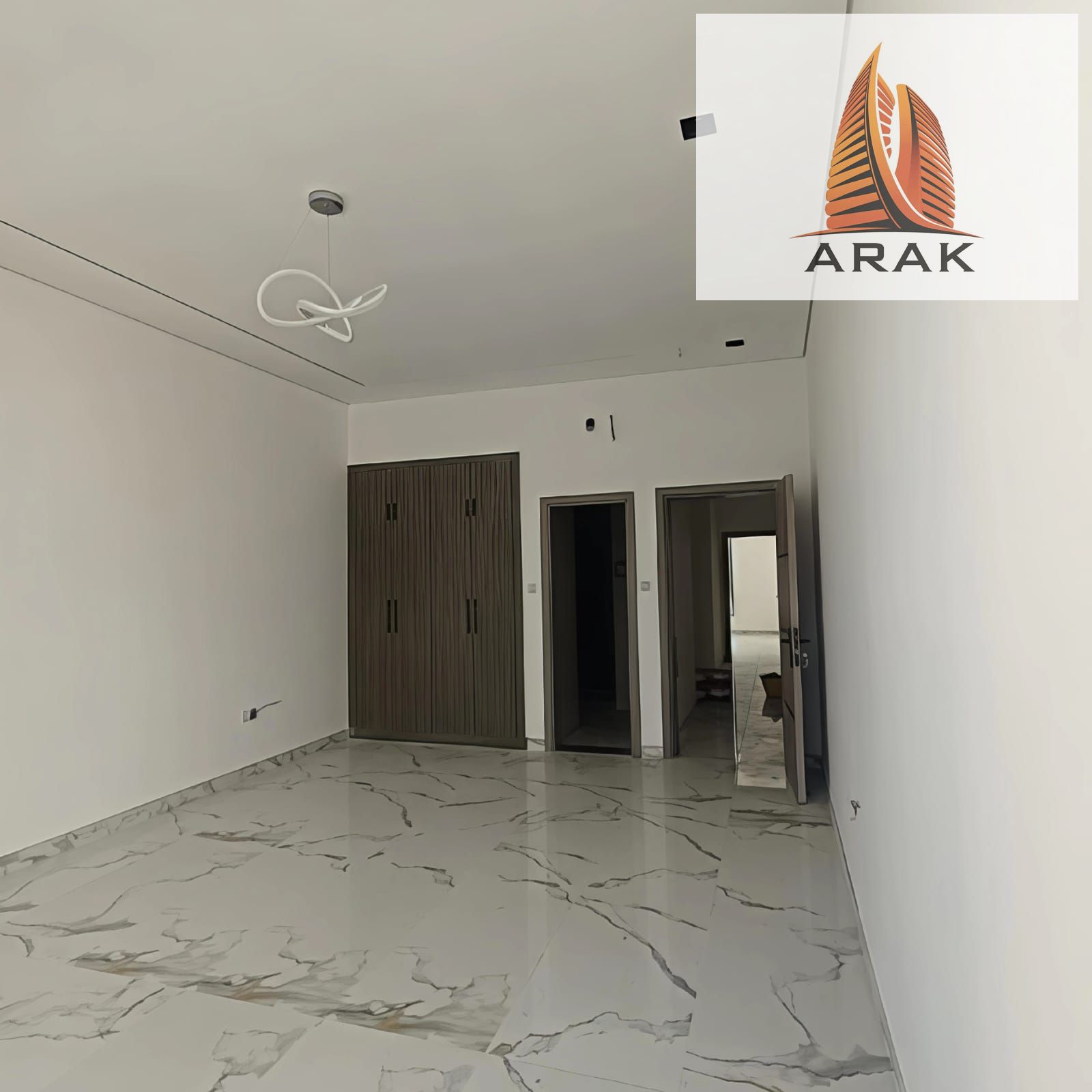 For sale: Townhouse villa, standalone villa in Al Yasmin, Ajman, near Sheikh Mohammed Bin Zayed Road.