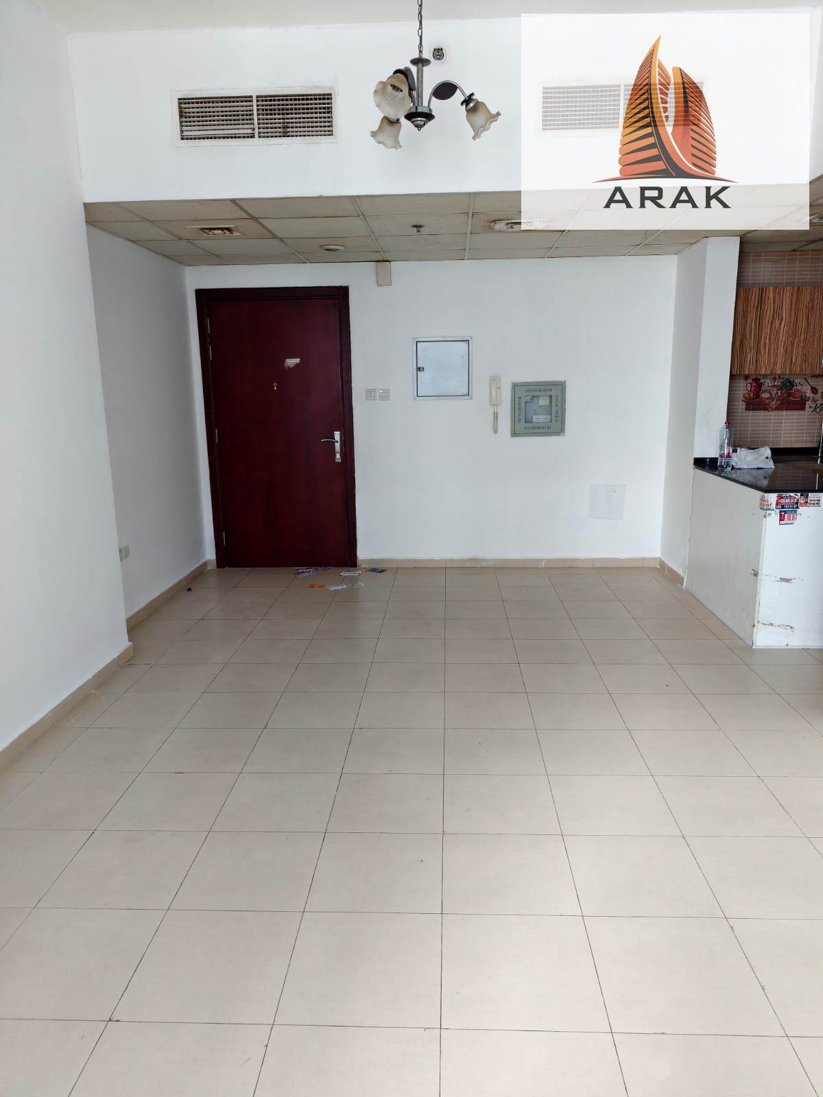 For sale in City Tower, a two-bedroom apartment with a living room in Al Nuaimiya 3, with installments available, close to all services.