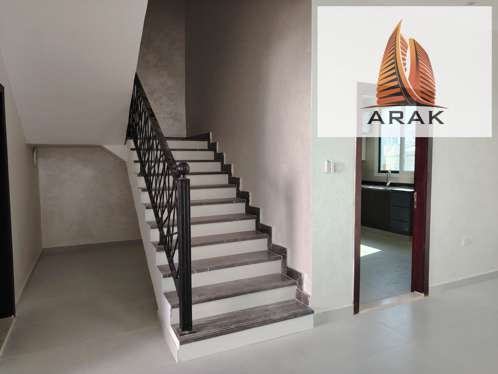 Townhouse Villa for Sale – Al Helio 2