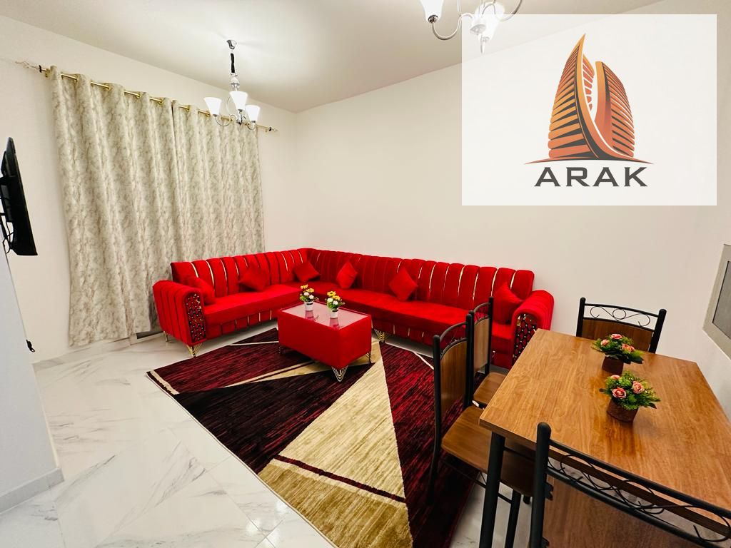 One-bedroom apartment with living room