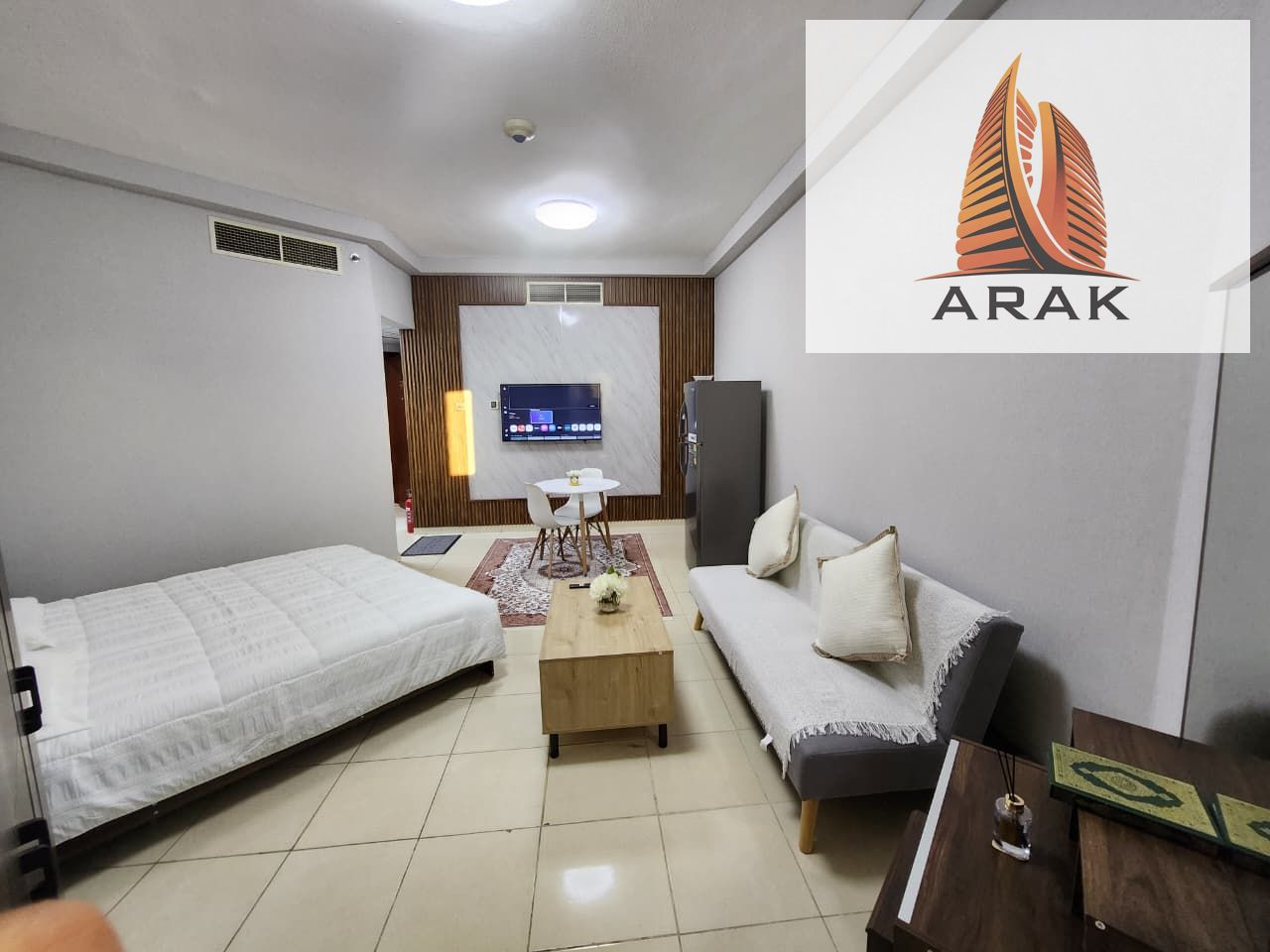Furnished Studio – First Occupancy