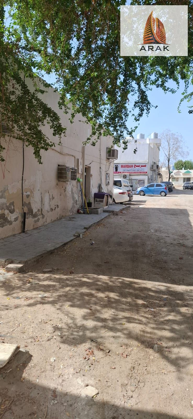 Arabic house for sale in Rashidiya 3, located in a prime residential and investment area The property is on a main street and service lane, ground plu