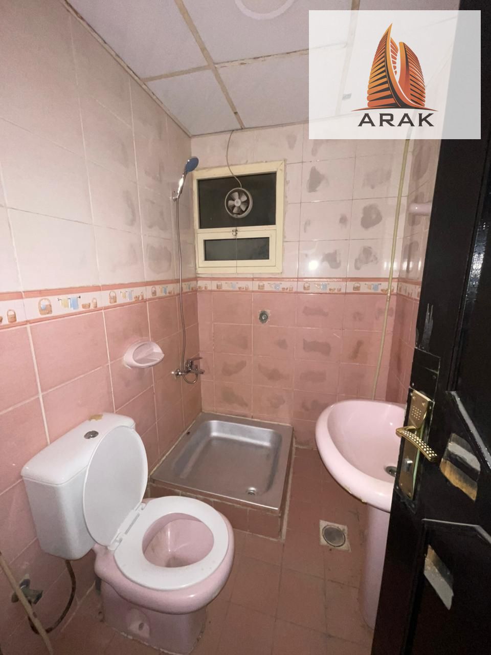 Studio for annual rent in Al Rawda 3