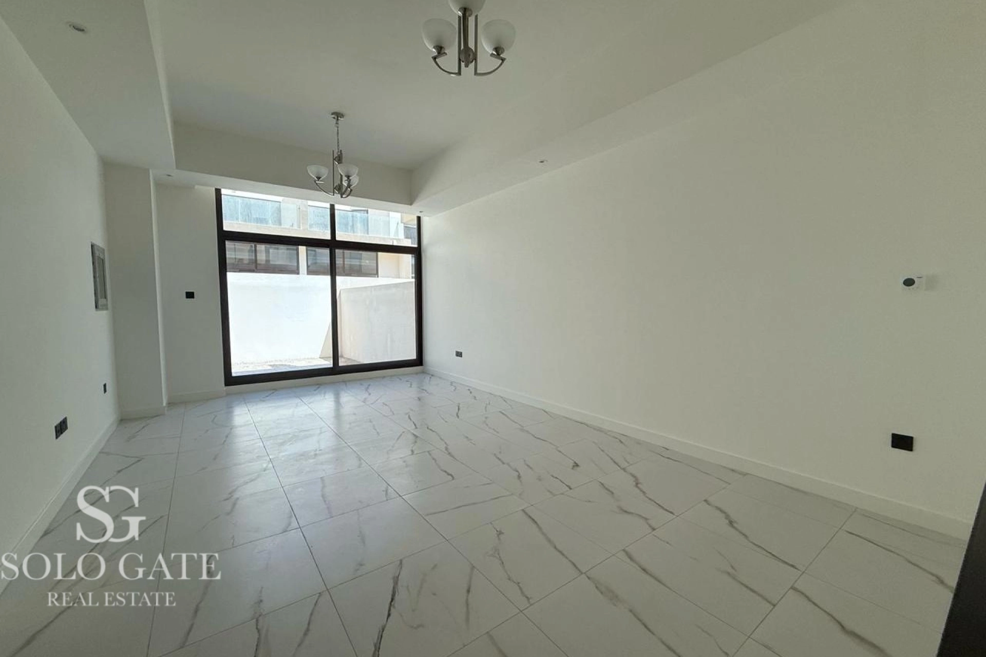 Ellie Saab Branded | Middle Unit | Move In Ready