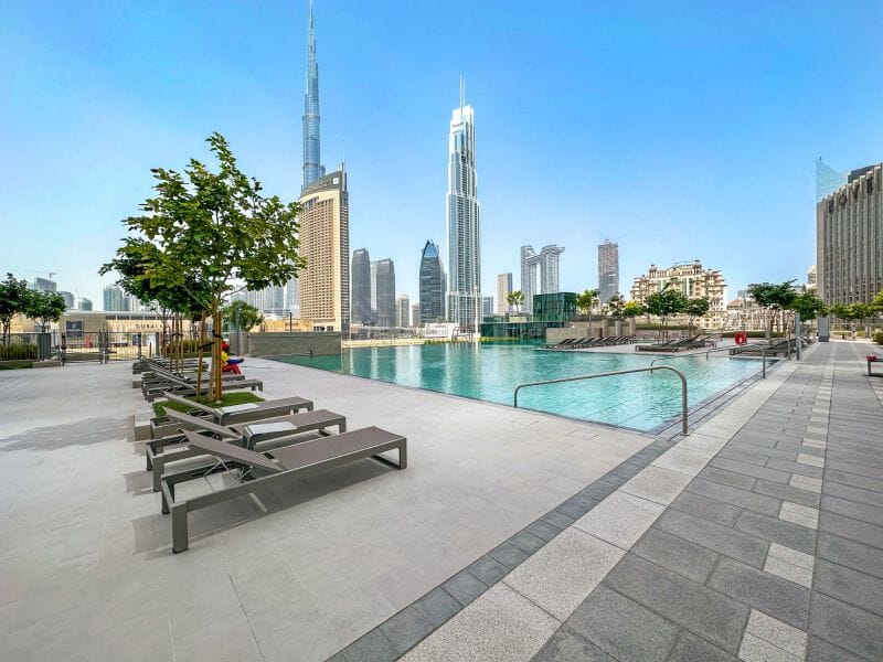 PRIME LOCATION| SPACIOUS LAYOUT | COMMUNITY VEIW