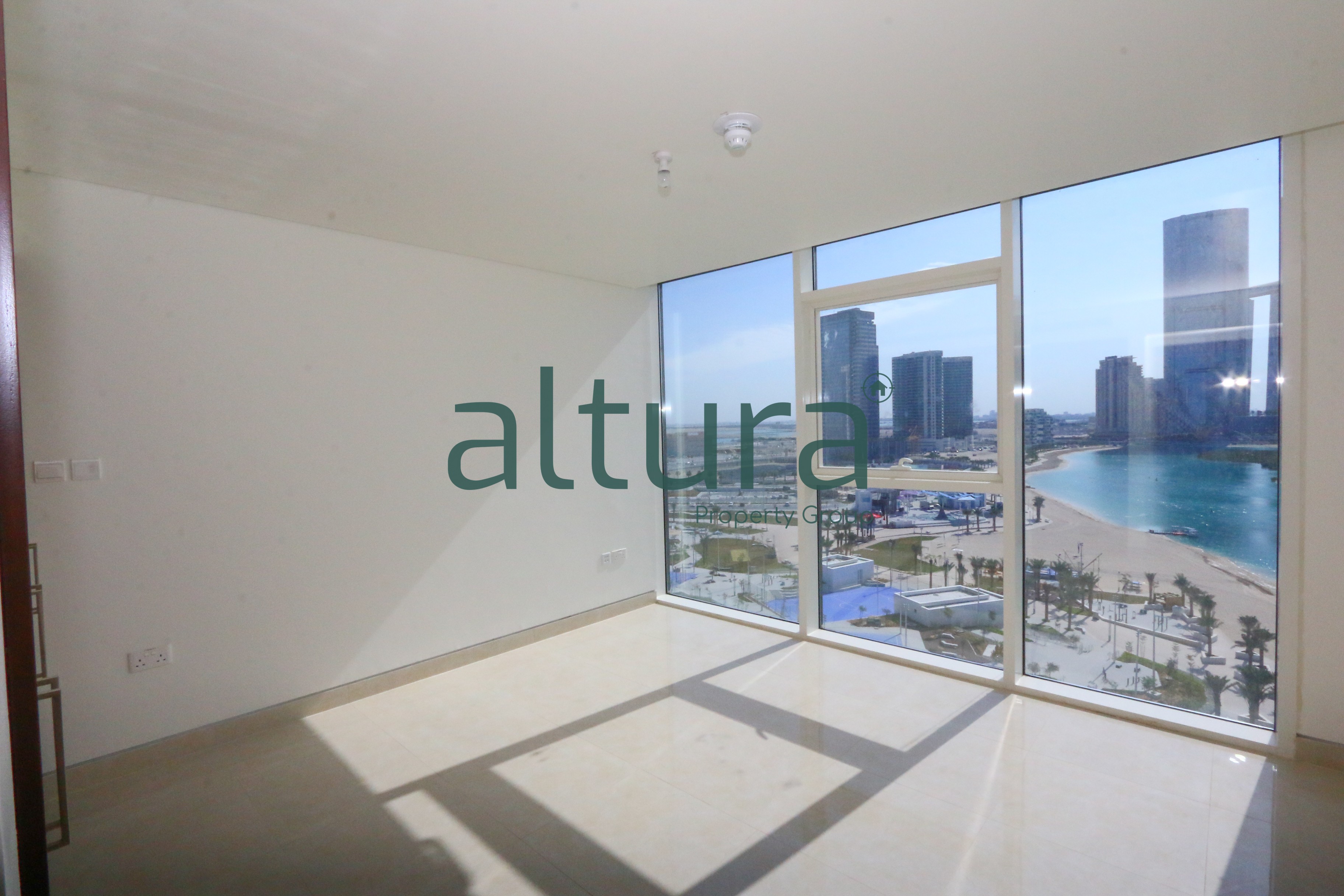 Elite 4BR | Sea and Mangrove View | Move in Ready