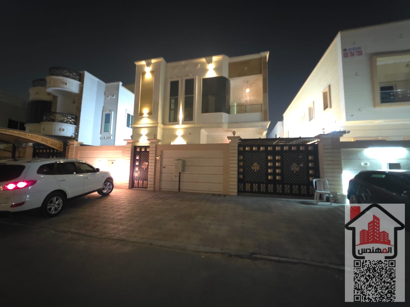 Villa for rent in Ajman, Al Yasmeen area, two floors, consisting of 5 bedrooms, a majlis, a hall, a master maid's room, and a small swimming pool. Second tenant required: AED 100,000.