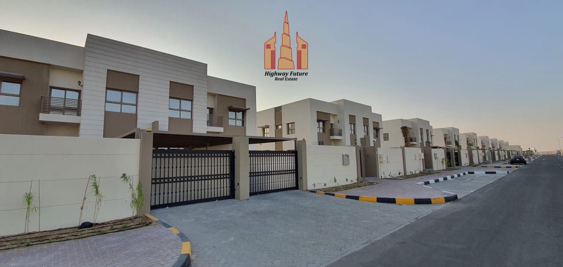 Luxurious 5BR Villa For Sale in Garden City