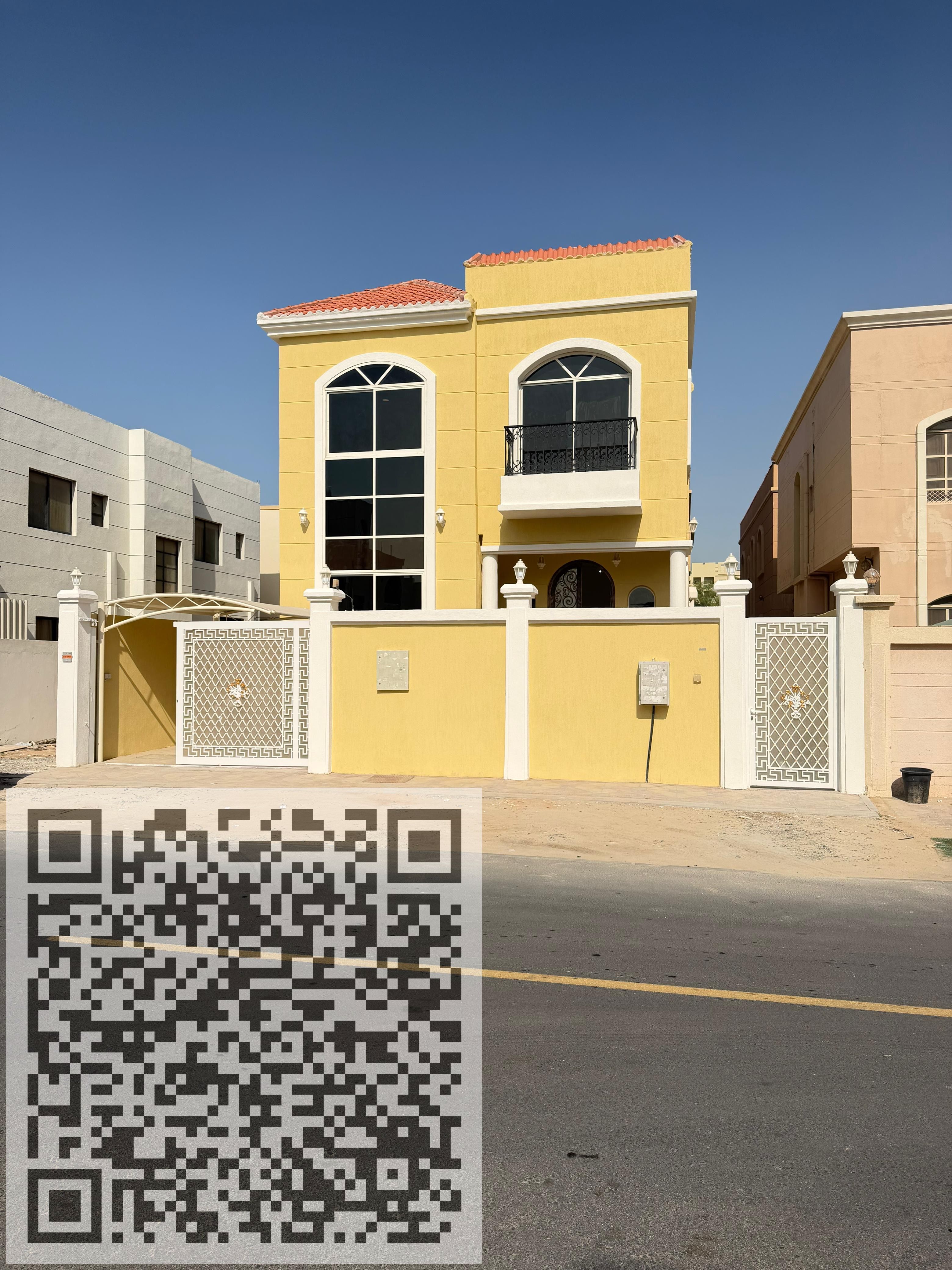 5 Bedroom Freehold House for Sale – Open to All Nationalities