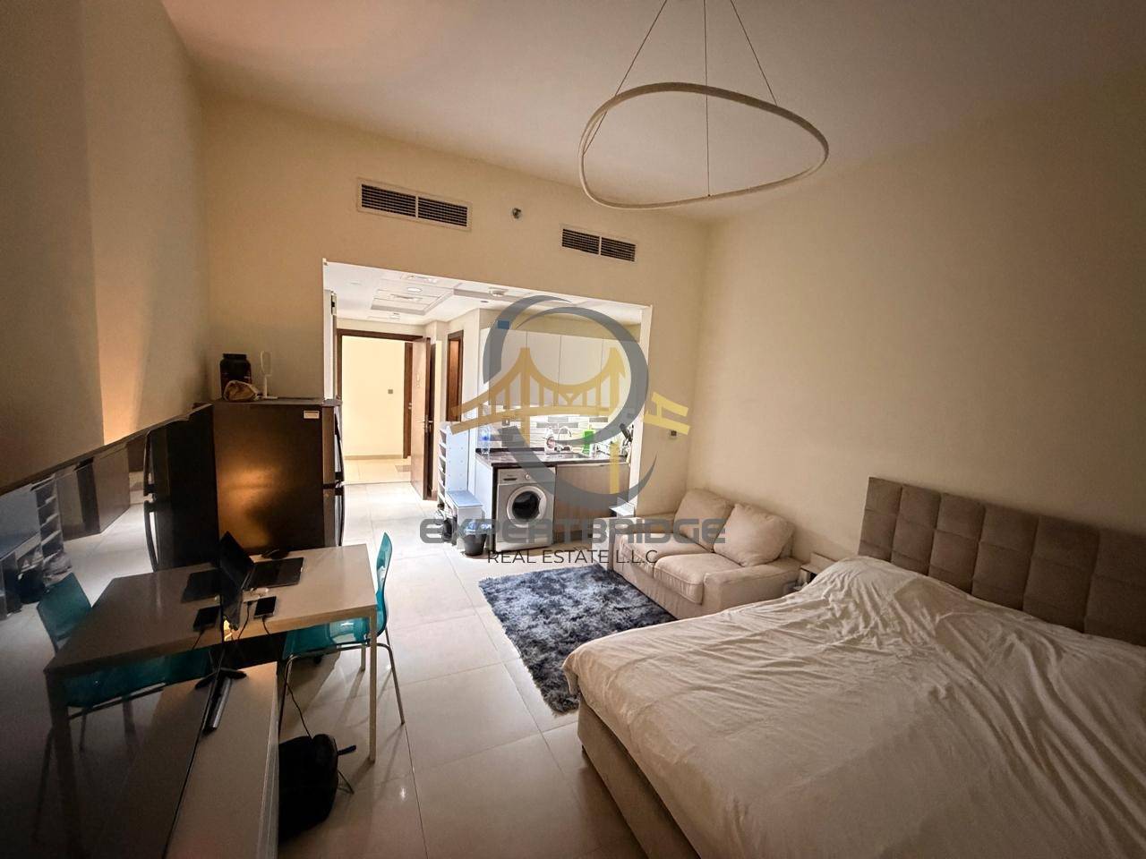Spacious Layout | Prime Location | Distress Deal