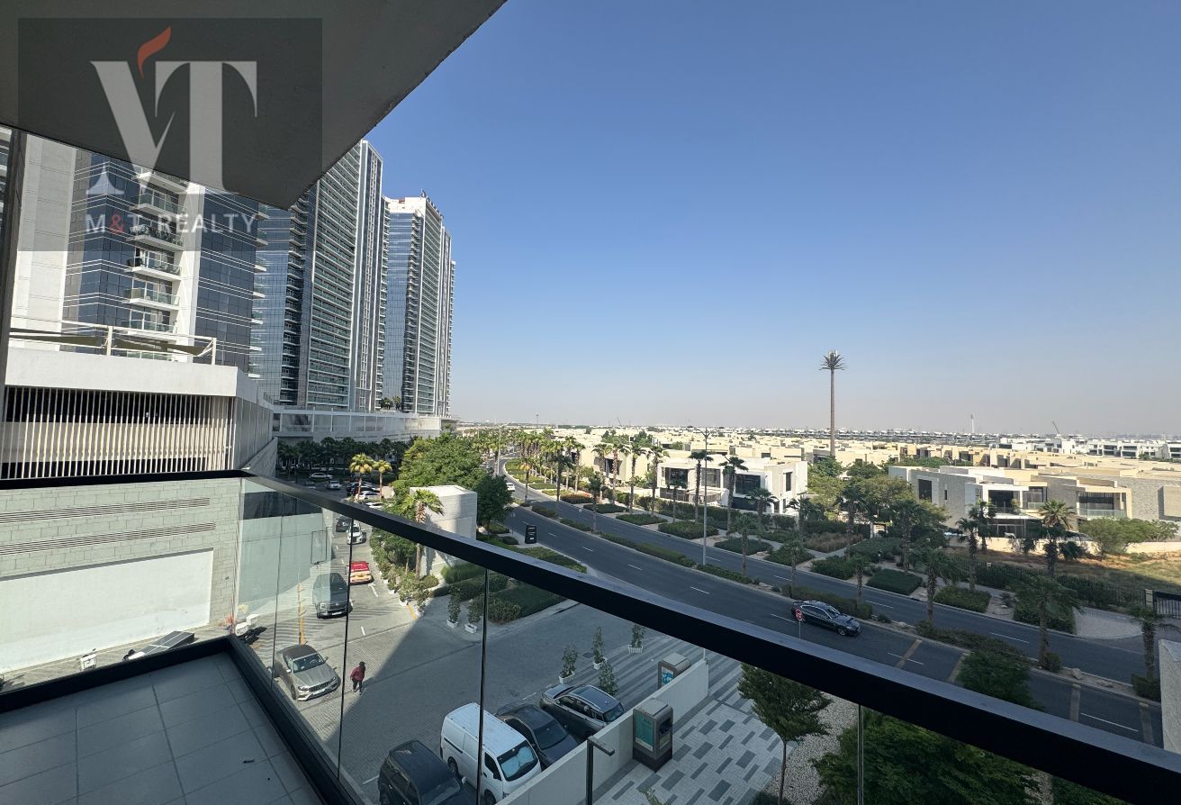 Golf View | Genuine Deal | Bright