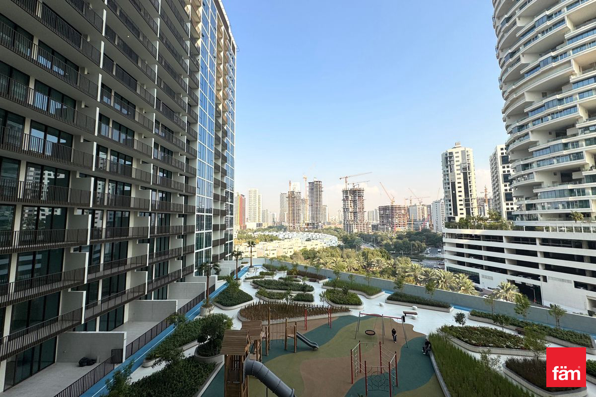 Fully Furnished | Facing Park | Ready to move
