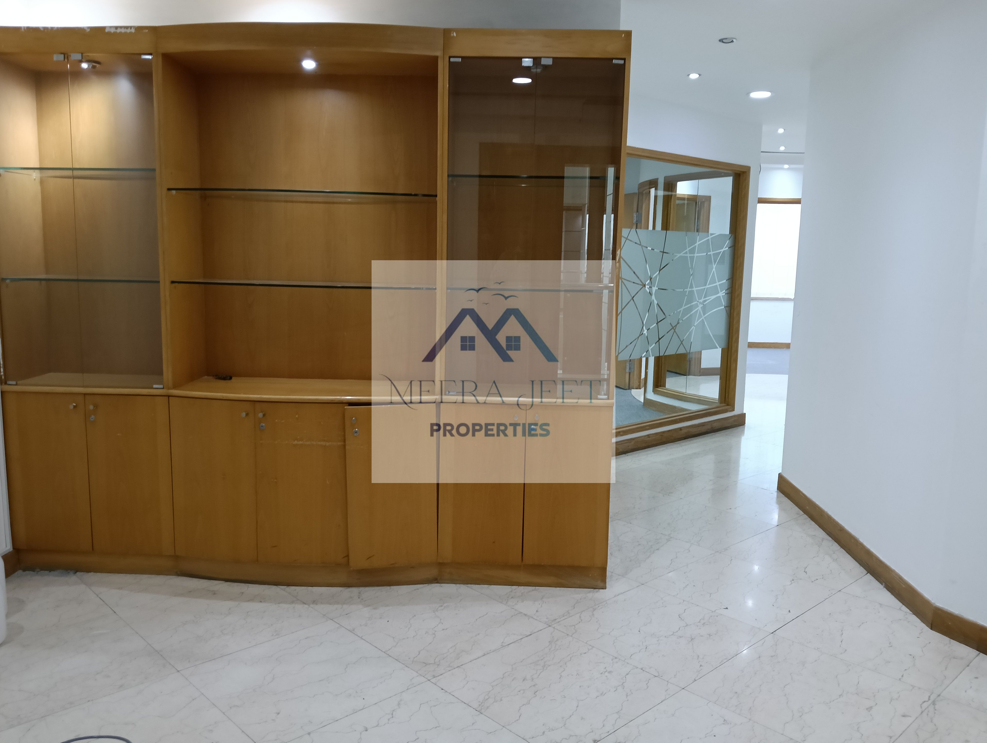 Chiller Free Near Metro Spacious 1500 Sq. Ft. Office Prime Location