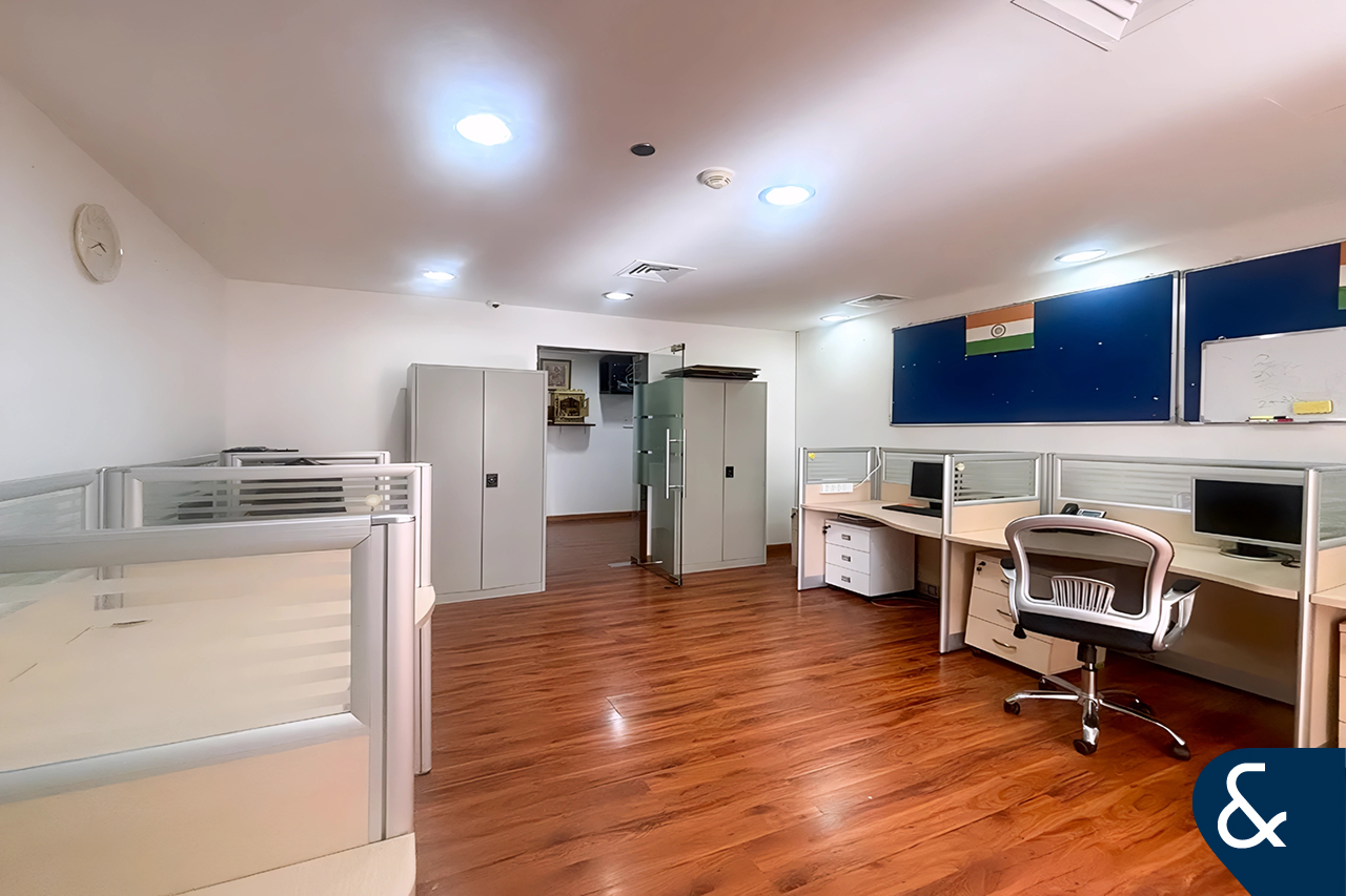 Prime Office | Fitted | Immediate Move-In