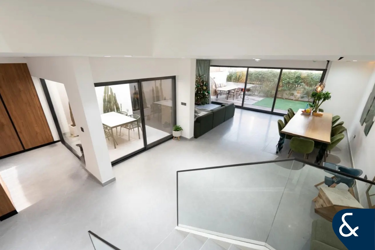 Furnished | Modern Design | Multiple Cheques