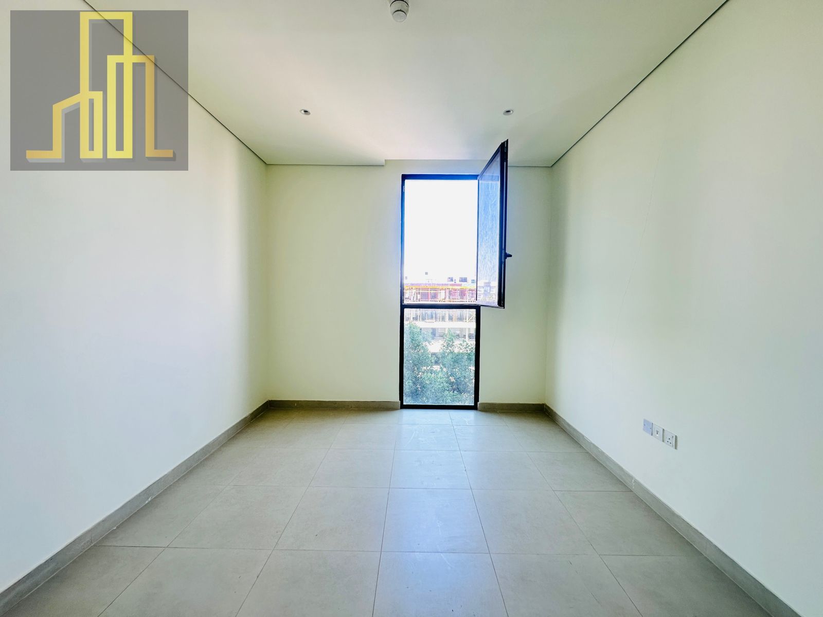 NO DEPOSIT|| || 12 CHEQUES PYEMENT ~ 2BR