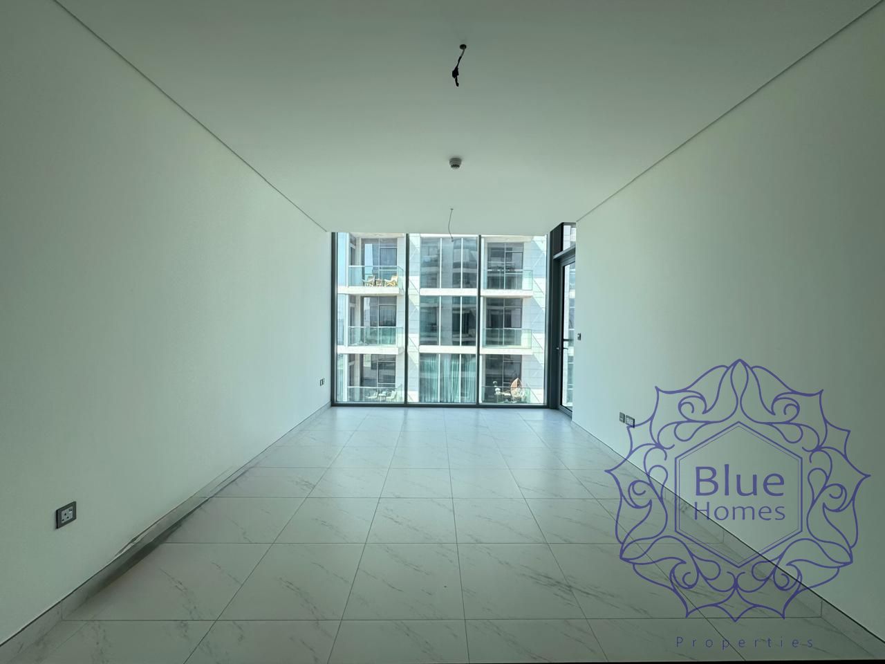 1BR | Prime Area | Balcony | Ready to Move