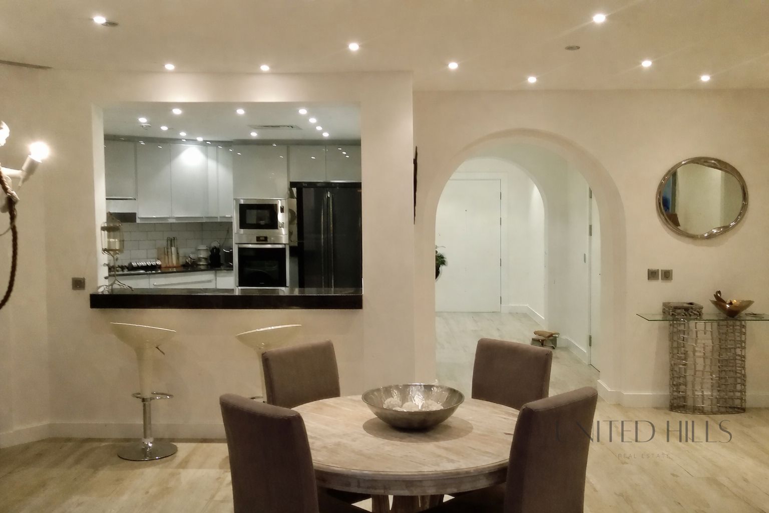 3-bedroom Flat in Abul Keibal Shoreline 17 | Renovated | Unfurnished | Exclusive