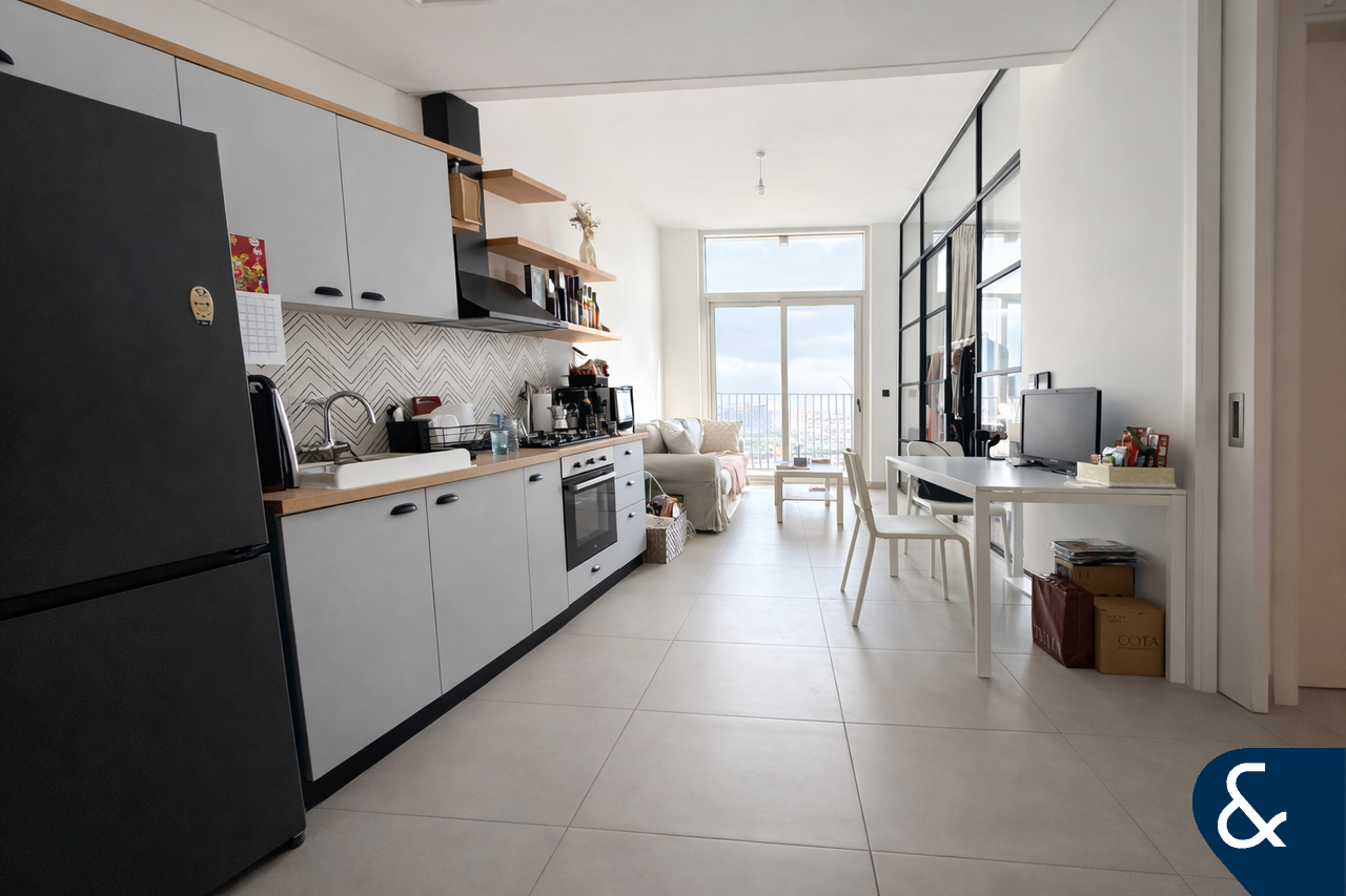 VOT | High Floor | Unfurnished | 1 Bedroom