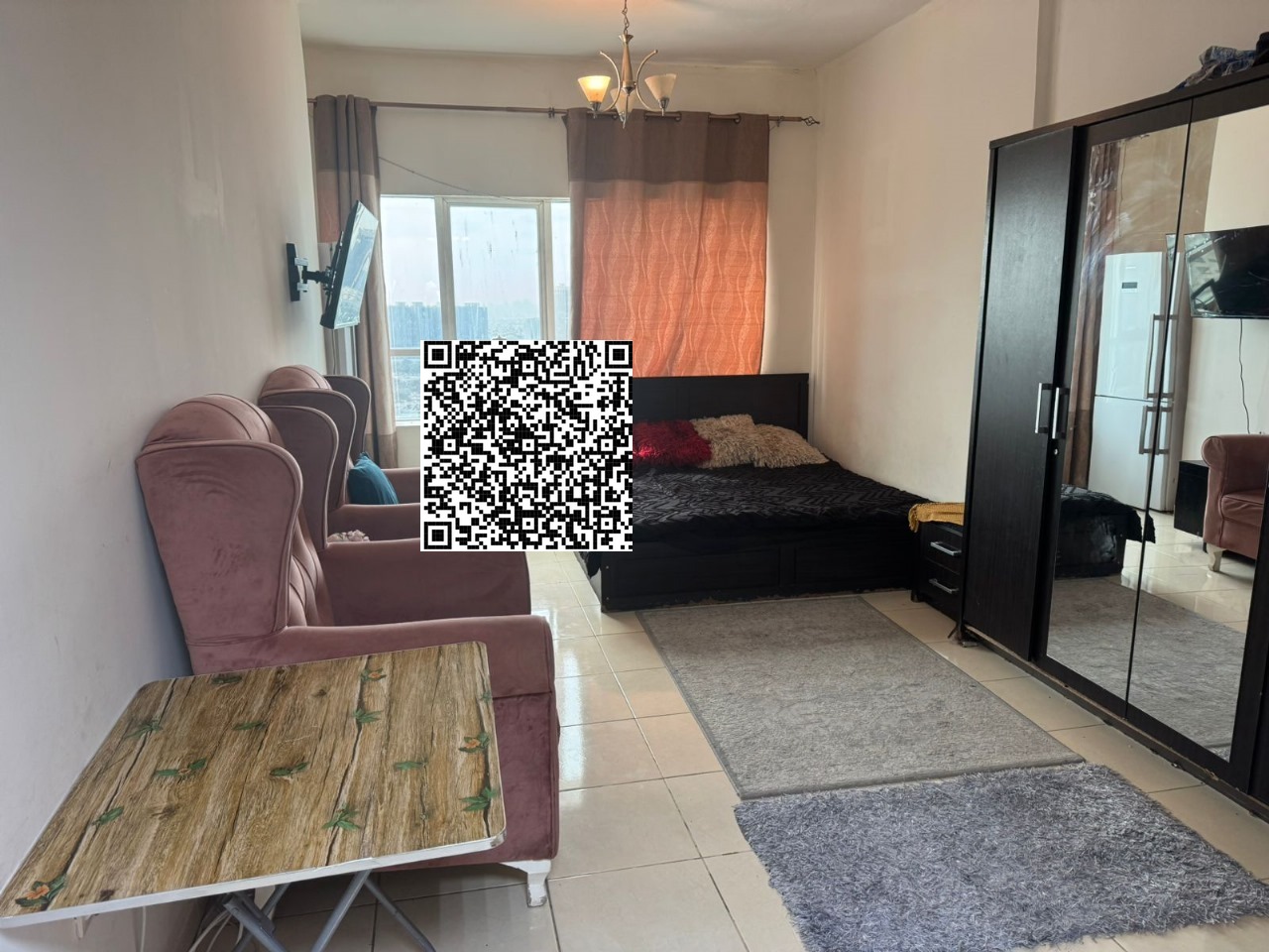 Studio apartment for sale, furnished, with parking, gym, and swimming pool. 290 cash.