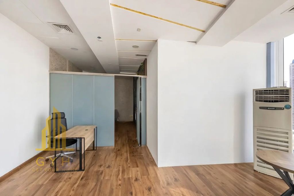 Unfurnished Office | Road View | Great Location