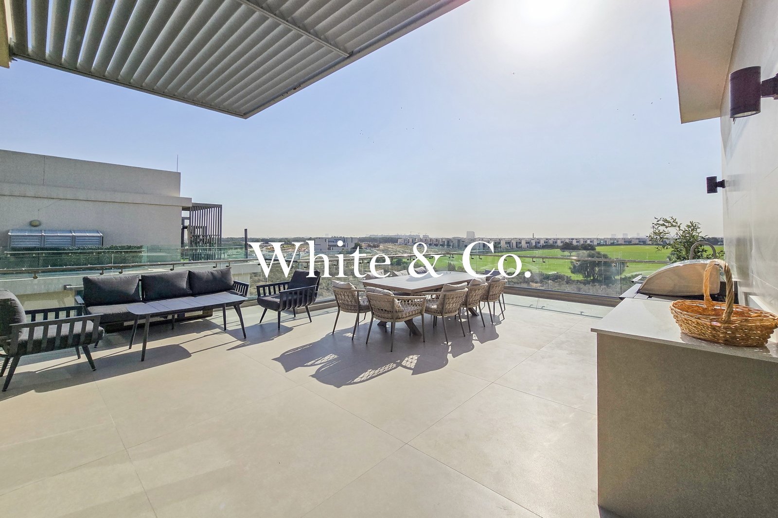 Fully Renovated | Majlis View | Penthouse