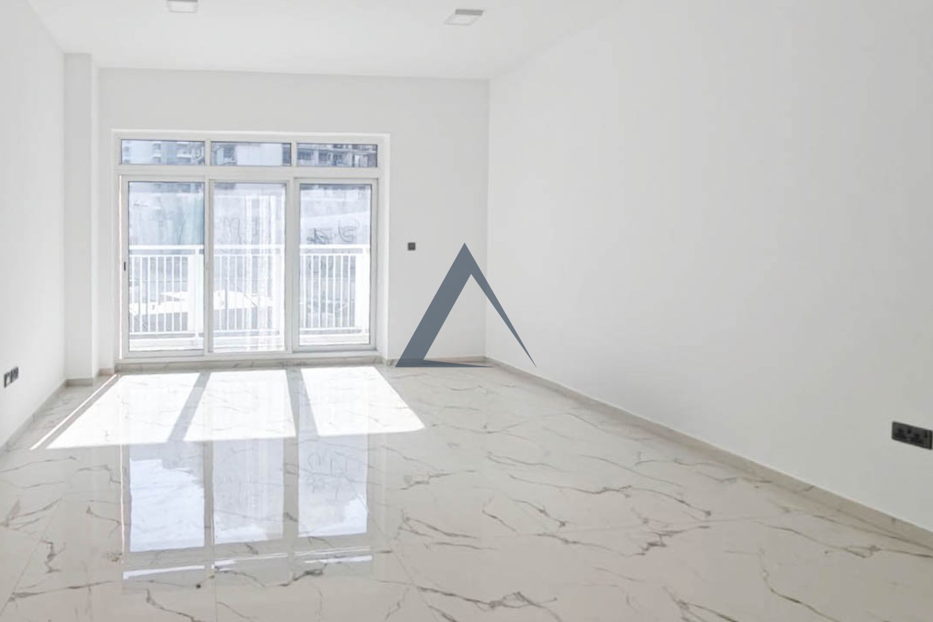 NO COMMISSION | SPACIOUS 1BR | READY TO MOVE IN