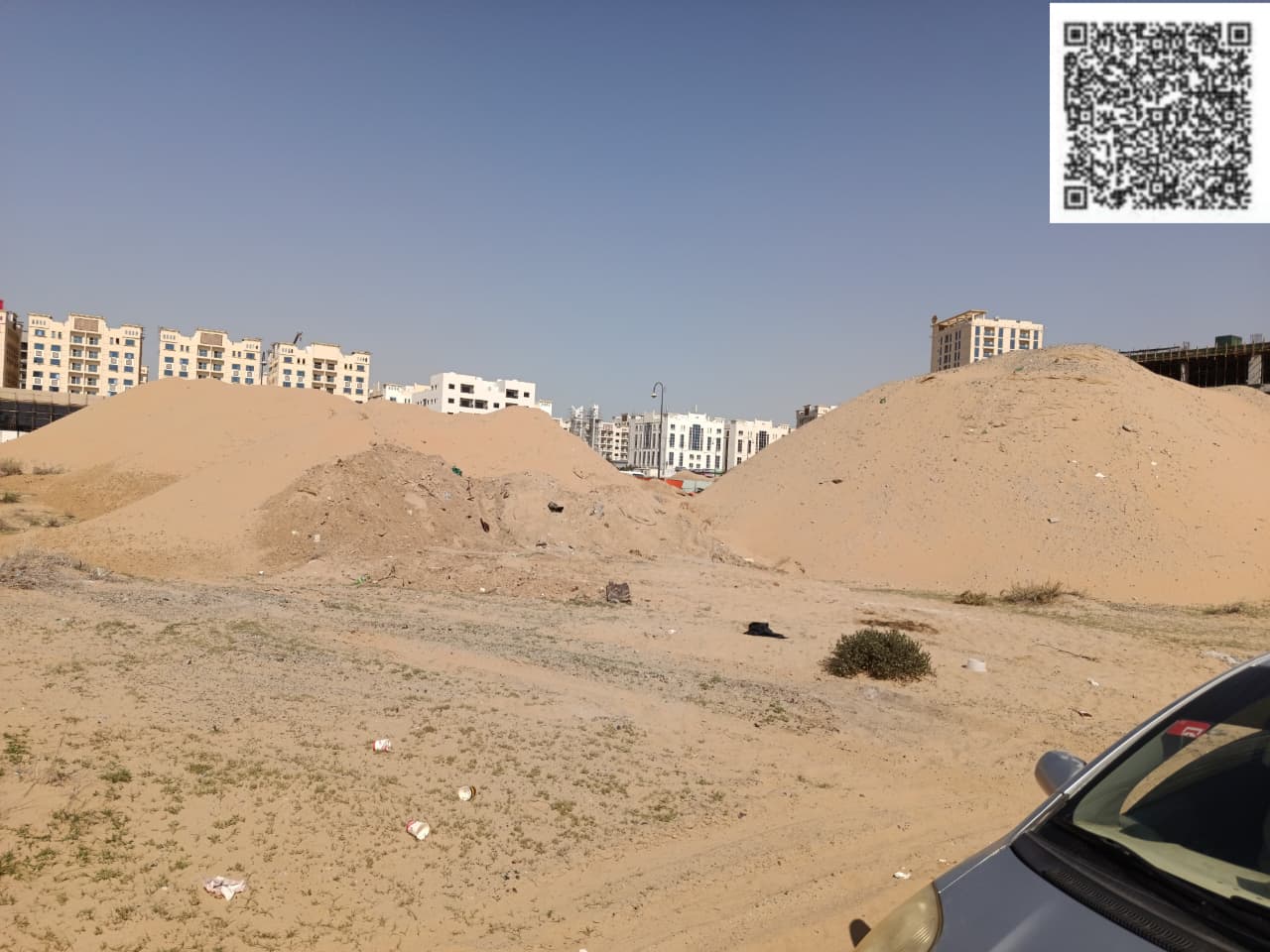 For sale: Residential and commercial land on the main street in the Yasmeen area of Ajman. Land area in meters: 930 m². Land area in feet: 10,000 ft².