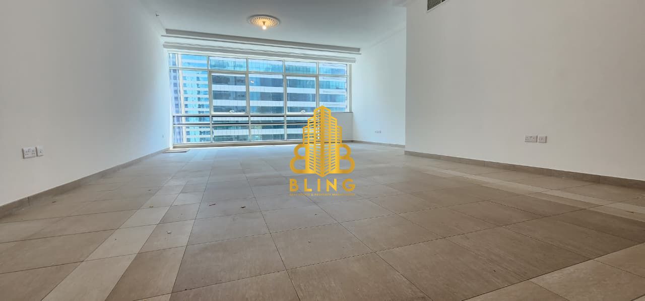 Splendid 3BHK With Parking, Maid Room & Balcony