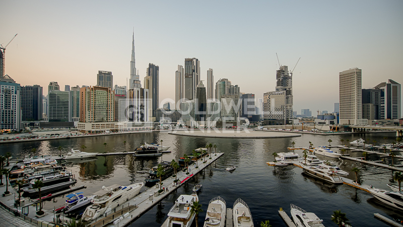 Elite Branded Residence | Skyline And Canal View