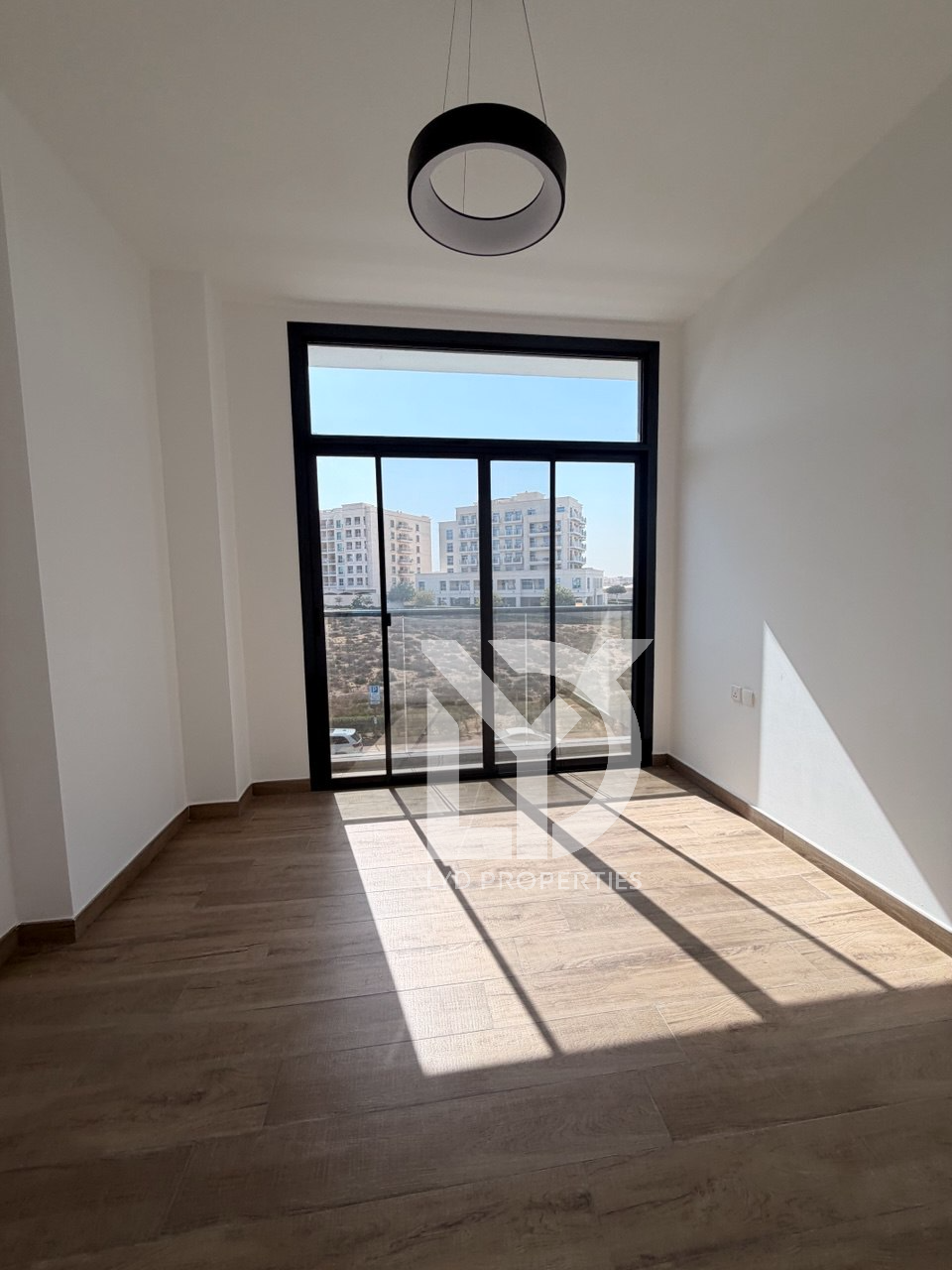 Elegant 1BHK Apartment | Prime Liwan Location | AED 75,000