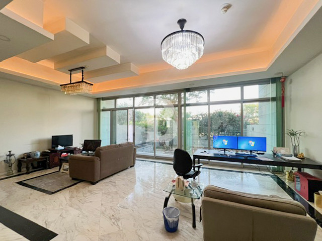 CORNER UNIT | BACKING PARK | 4BED MAIDS
