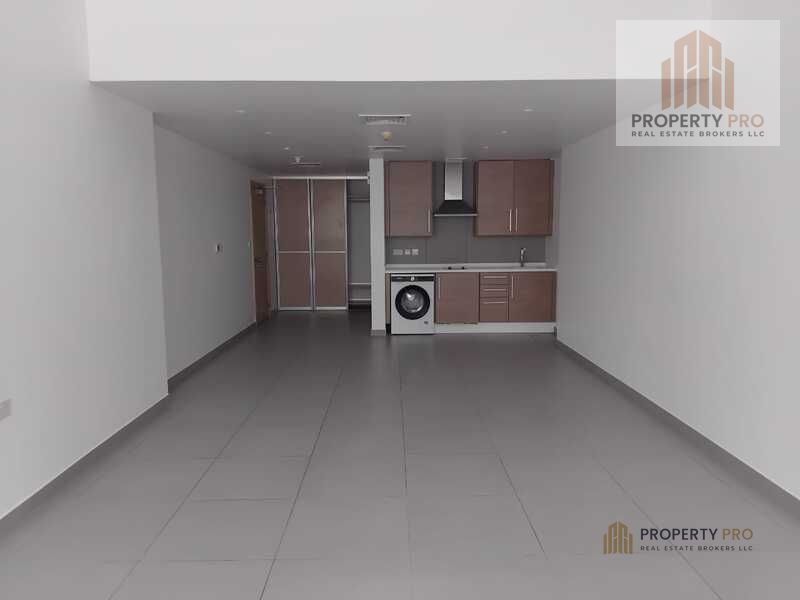 SPACIOUS STUDIO| NEAR METRO| PRIME LOCATION