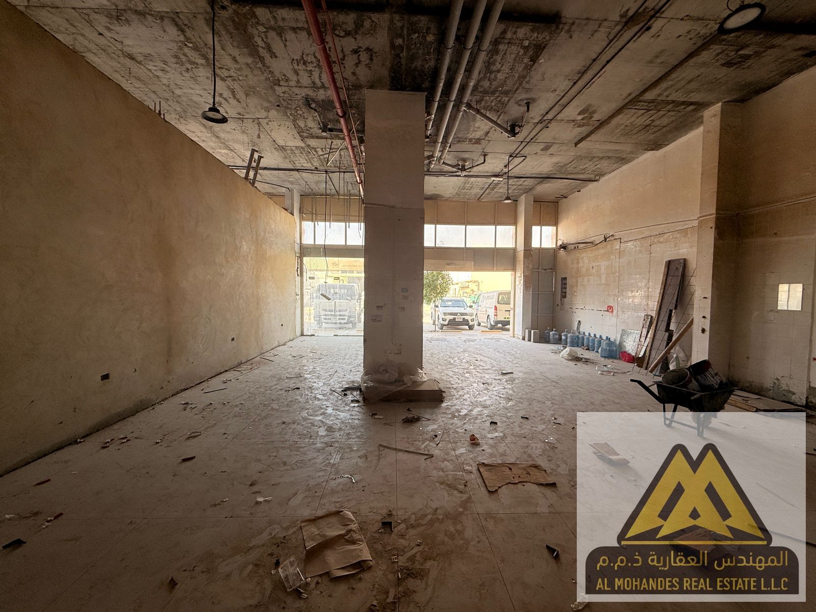 Shop for Rent in Al Jurf Industrial 1 – Spacious 1,400 sq. ft. Unit Suitable for All Activities, Prime Accessible Location, AED 110,000/Year, e