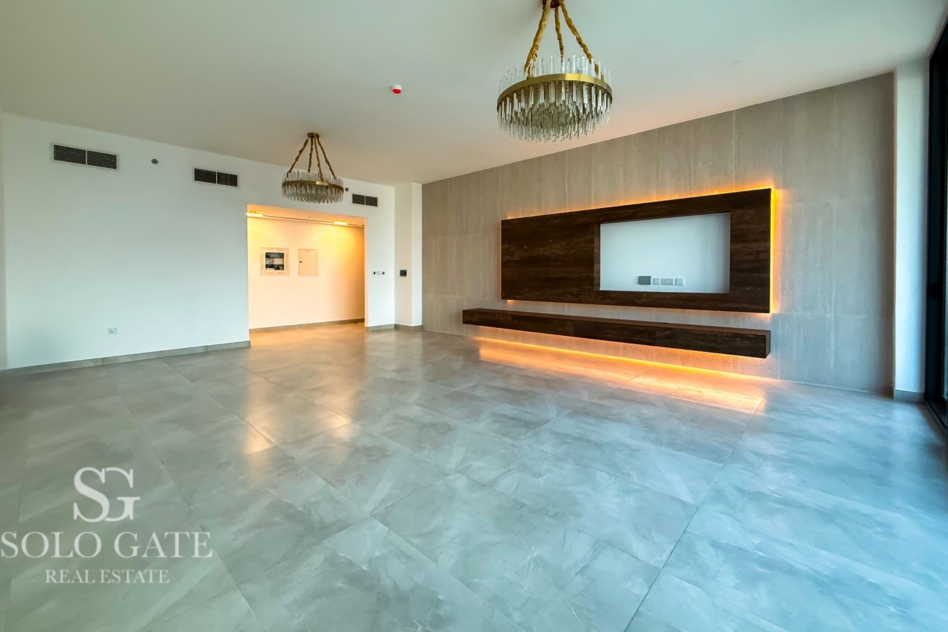 Premium 3BR | Spacious Living | Prime Spot