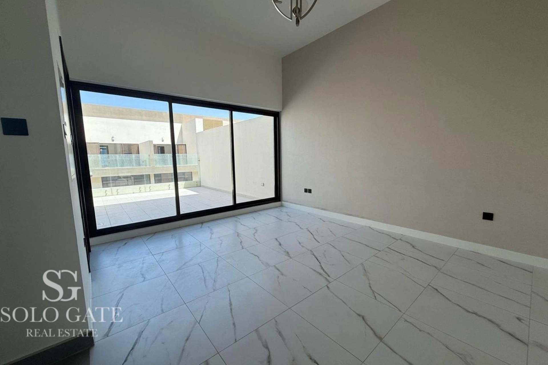Ellie Saab Branded | Middle Unit | Move In Ready