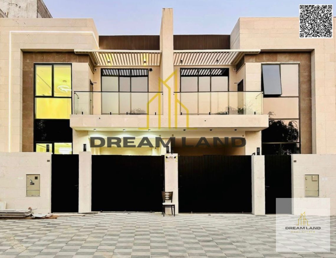 Townhouse villa with 4 master bedrooms, European design, including registration and ownership fees, freehold ownership for all nationalities.