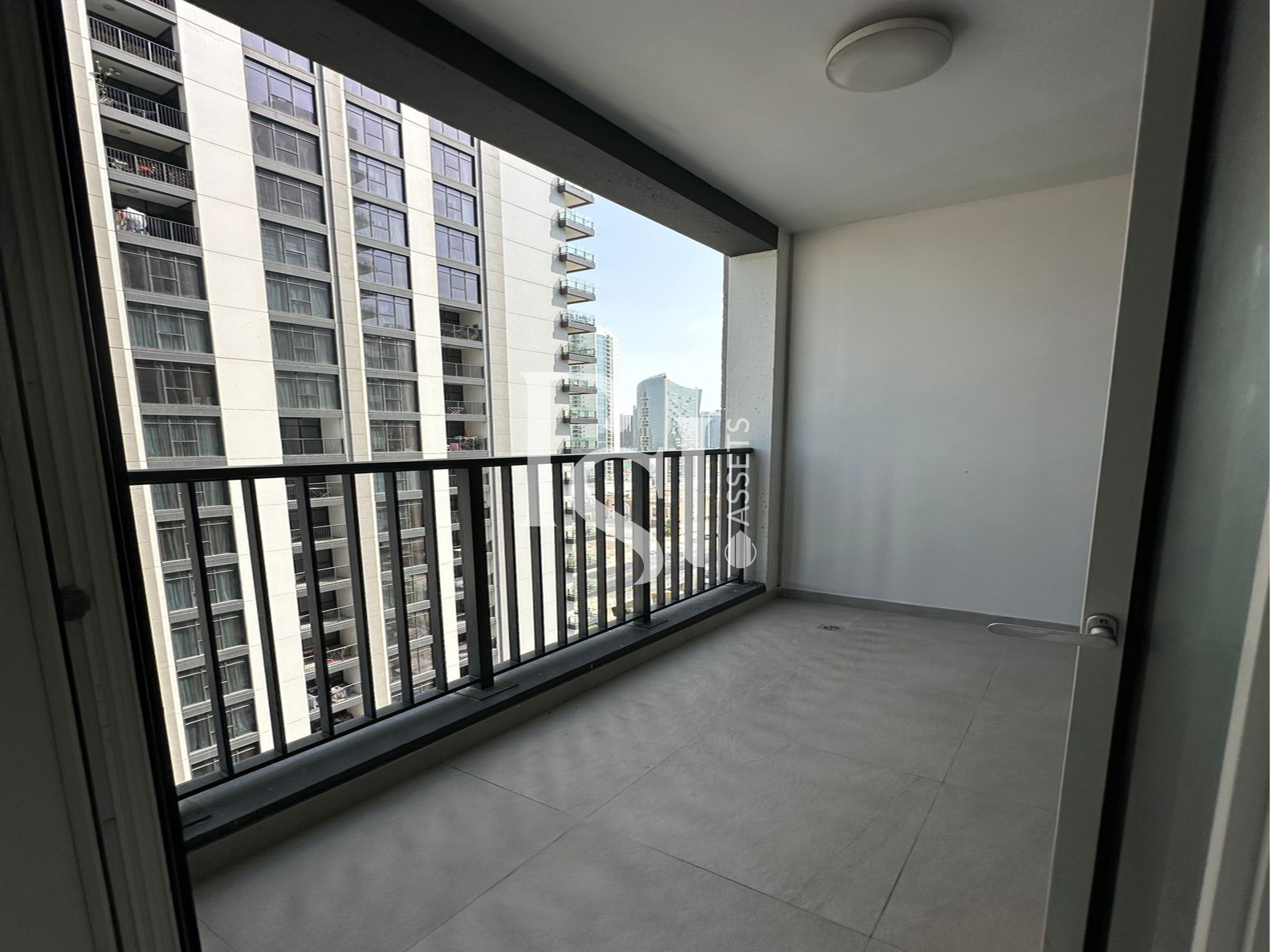 Amazing View | Balcony | Prime Location
