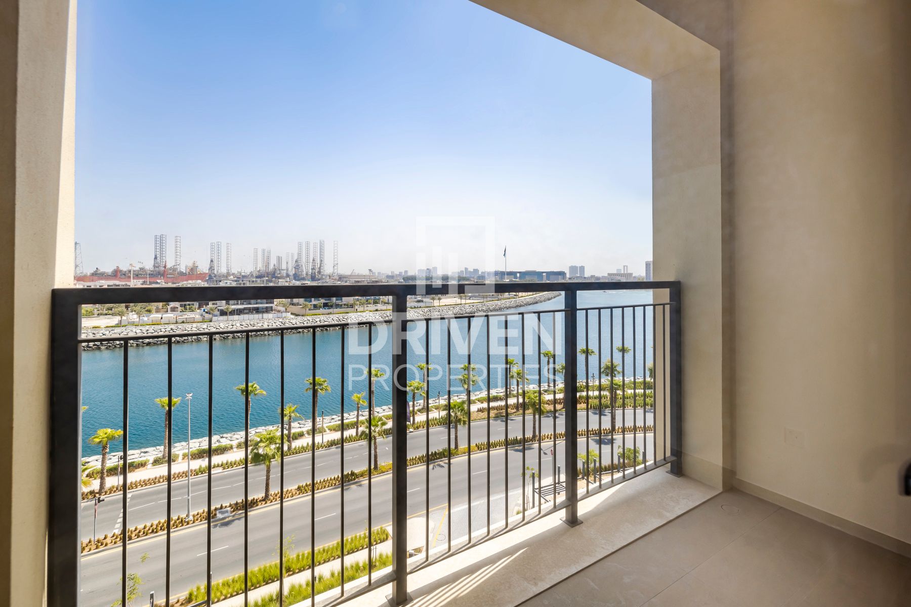 Stunning Sea View | Top Floor | Corner Unit